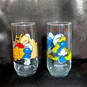 Vintage Smurf set of 2 glasses